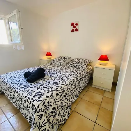 Maison La Pinede Ferienhaus Sainte-Marie